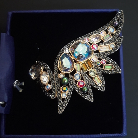 NWT! Swarovski Shimmering Wing Ring - Picture 7 of 14